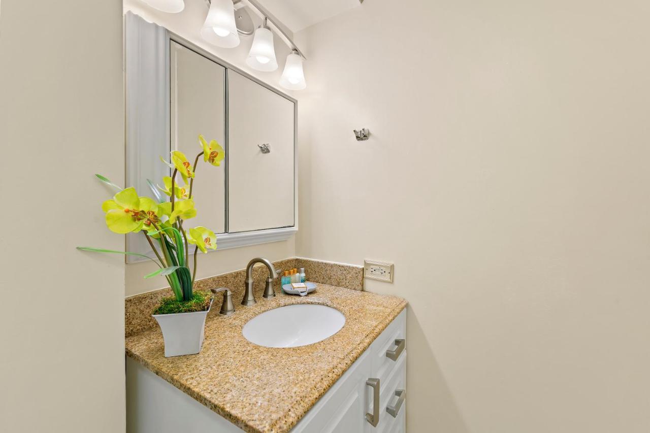 Pacific Monarch - 1 Bedroom - Ocean And City Views! โฮโนลูลู ภายนอก รูปภาพ